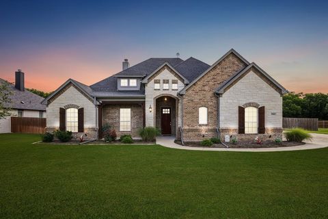 8900 Hidden Pond Street Justin TX 76247