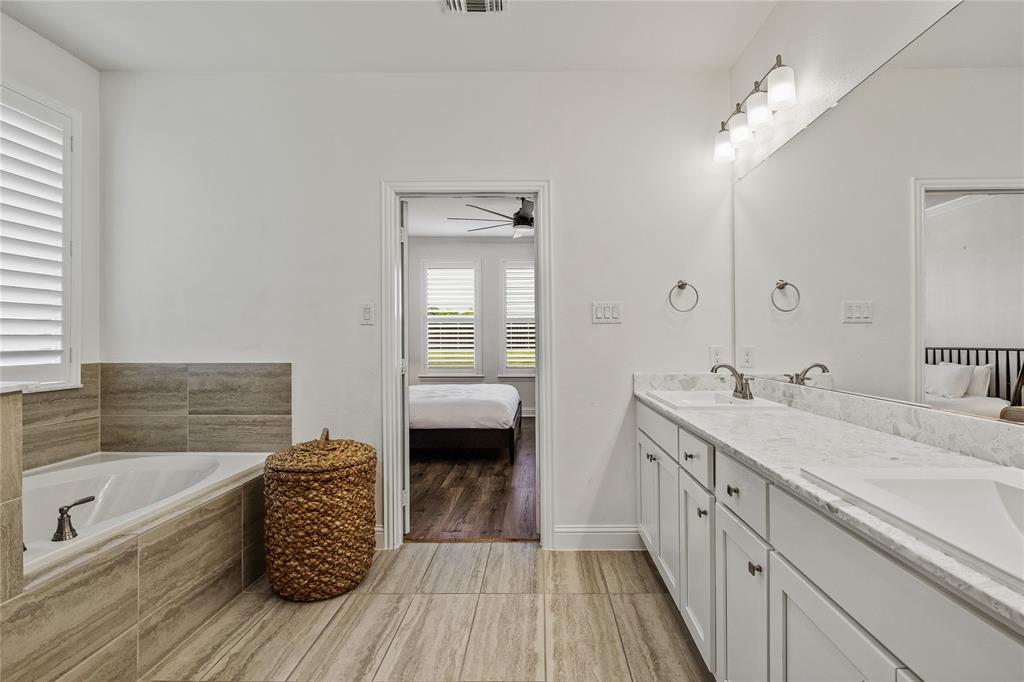 Bridges At Preston Xing Sec 1 - Residential