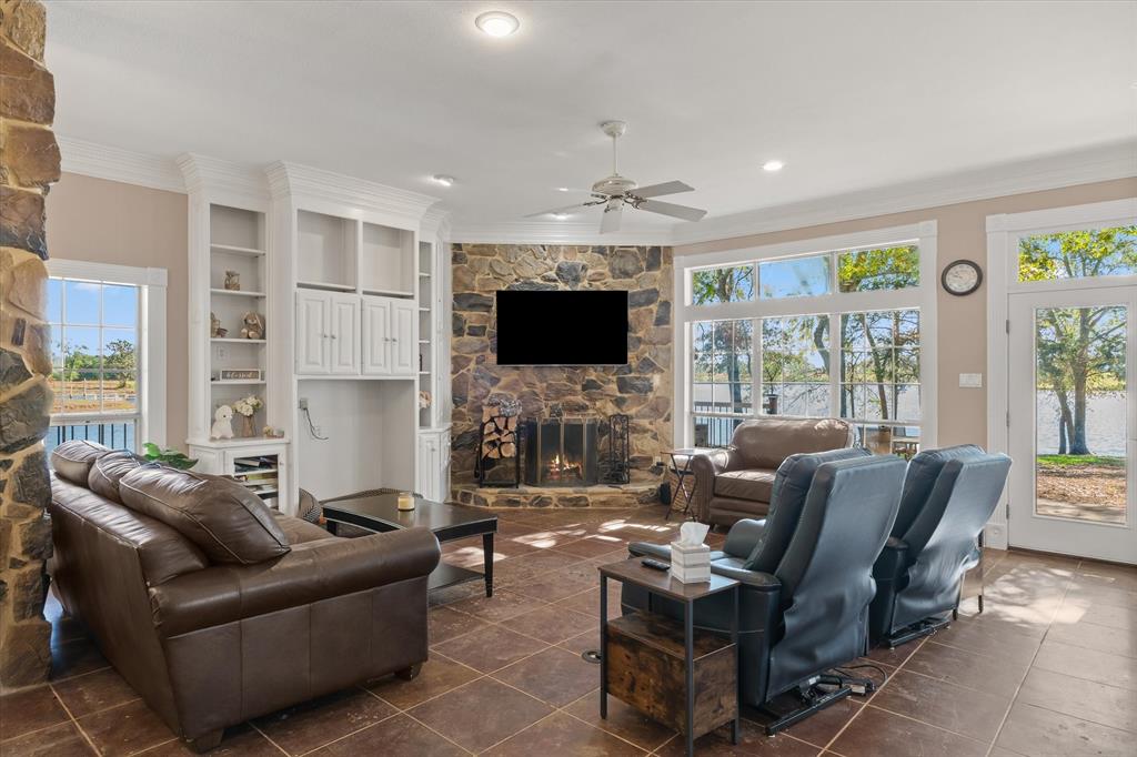 1551 VZ County Road