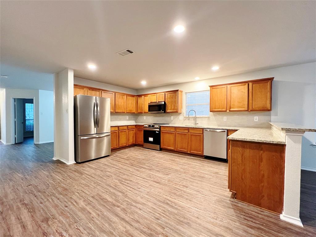 Fossil Hill Estates - Residential Lease