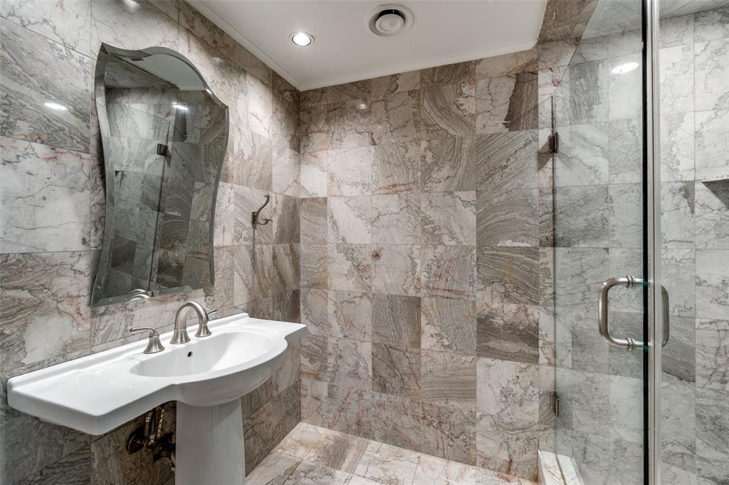 Gold Crest Condo - Residential