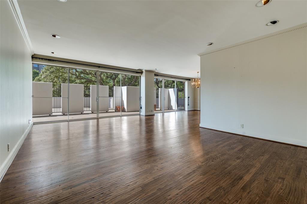 3601 Turtle Creek Boulevard T3