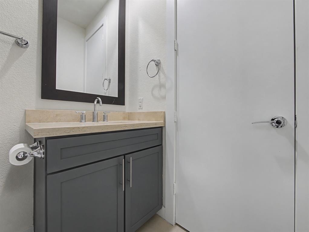 Palo Alto Twnhms Condos - Residential