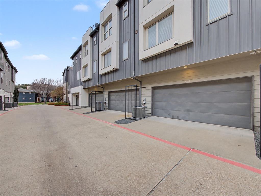 Palo Alto Twnhms Condos - Residential