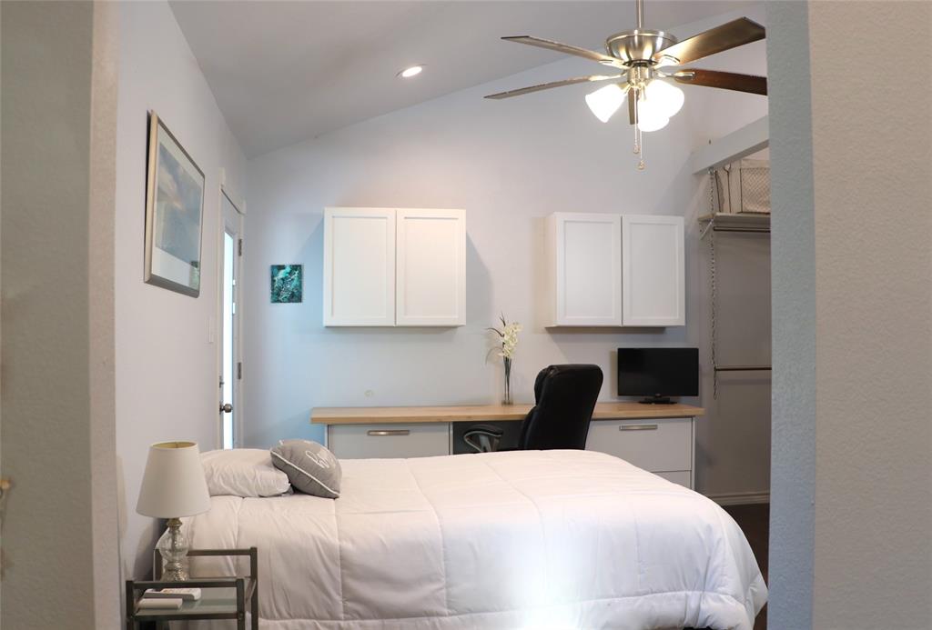 Red Bird - Residential