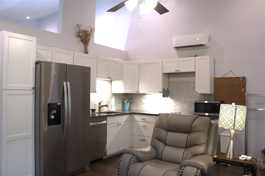 Red Bird - Residential