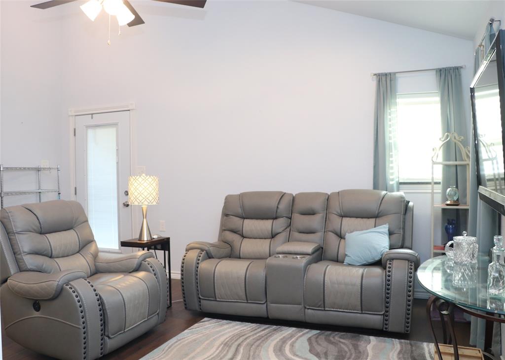 Red Bird - Residential