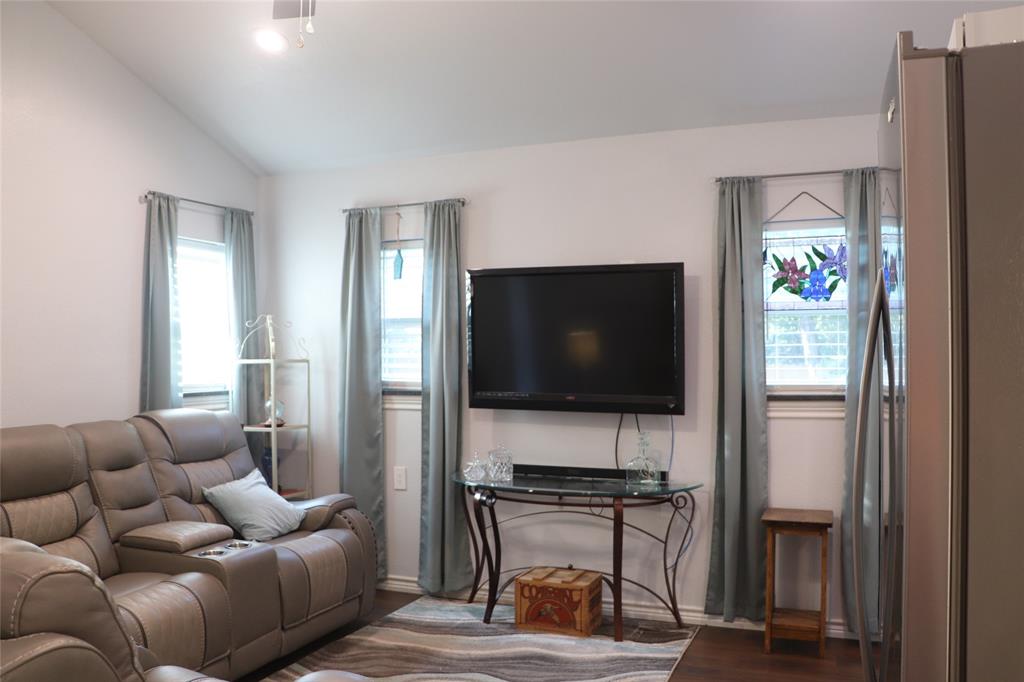 Red Bird - Residential