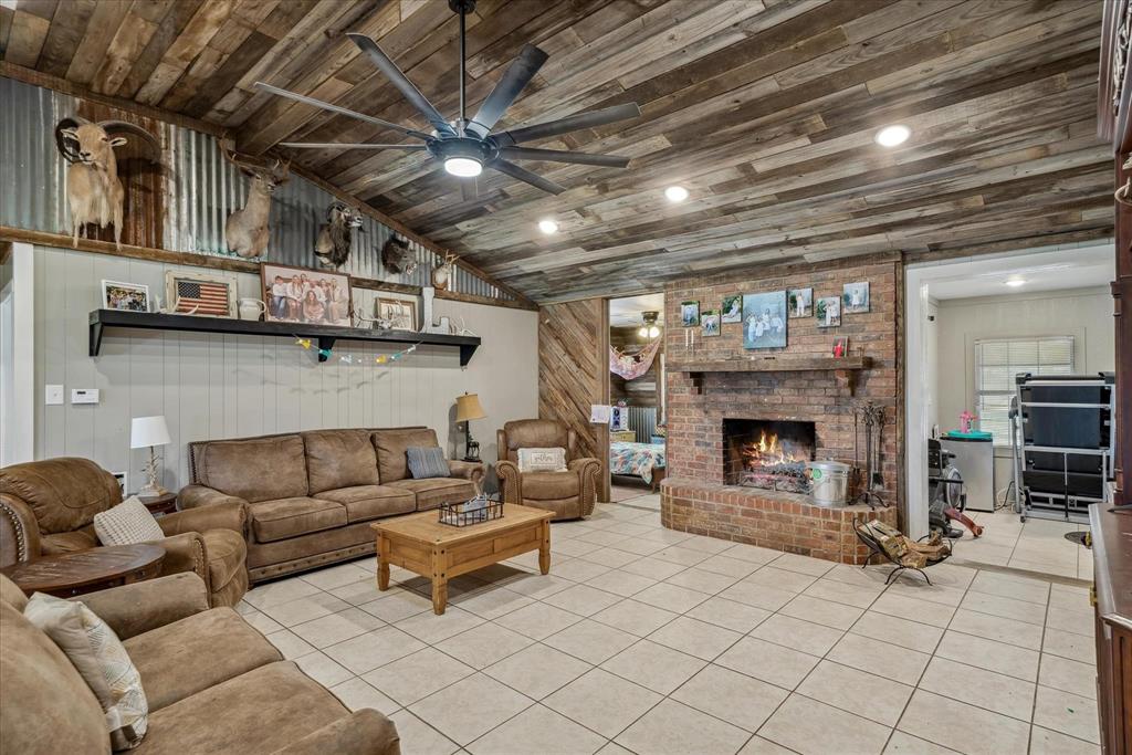 FOWLER 3 - Residential