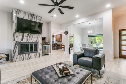 1561 Century Oaks Drive Lewisville TX 75077