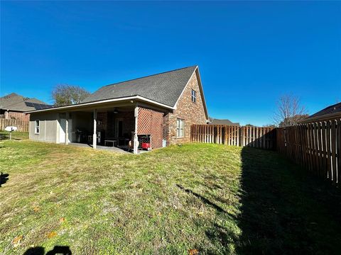 A home in Lindale