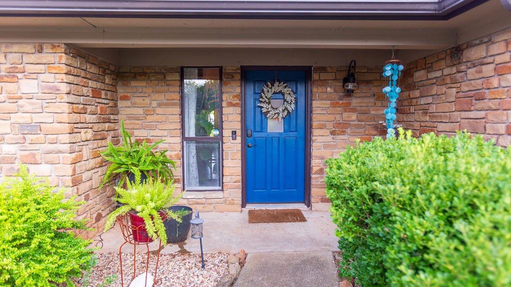 1007 Laguna Vista Court
