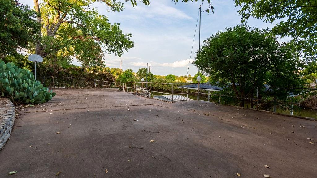 Spanish Trail - Residential