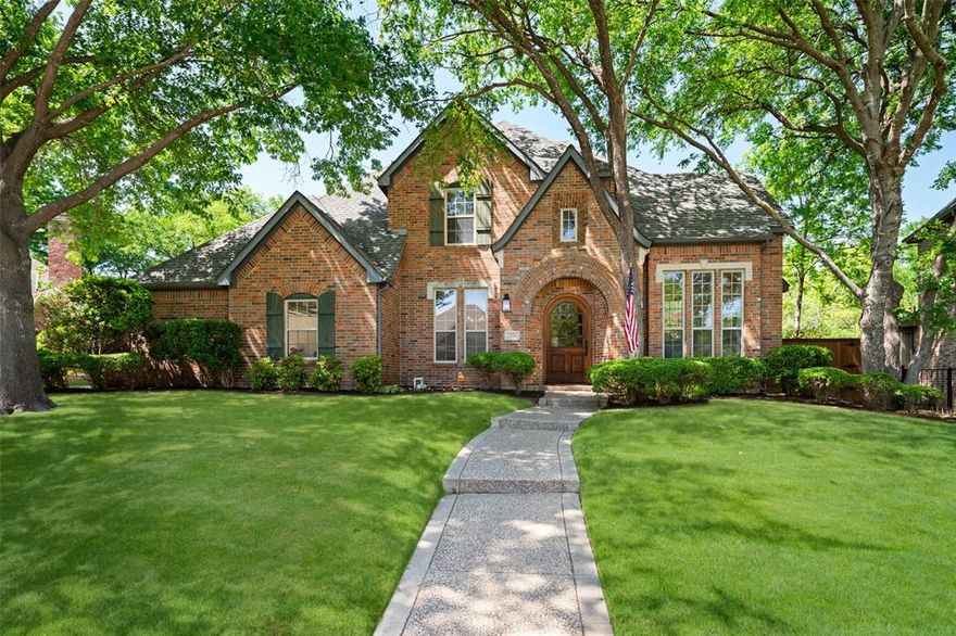 **OFFER DEADLINE for highest and best Sunday at 6 p.m.** Custom curved glass front door & majestic molding in double formals welcome you to this grand estate in Kensington Creek! The vast open concept will bring everyone together for holidays & dinner parties with seamless indoor & outdoor entertaining. Family room overlooks the expansive, lush backyard haven with stunning landscaping & sparkling swimming pool & spa. Relax in the luxurious, private owners retreat complete with attached sun room, exercise room & updated bathroom. Enjoy the Restoration Hardware vanity in the ensuite. Other features include 6 ft framed mirrors, seamless glass shower, free standing soaking tub & modern light fixtures. 2 guest bedrooms down with one that could easily serve as a home office. Backs to quiet neighborhood no outlet street. Feeds to coveted Valley Creek Elem & less than 1 mile walk to El Dorado CC. Spacious 3 car split garage with extra parking in front drive & basketball hoop for playtime fun.