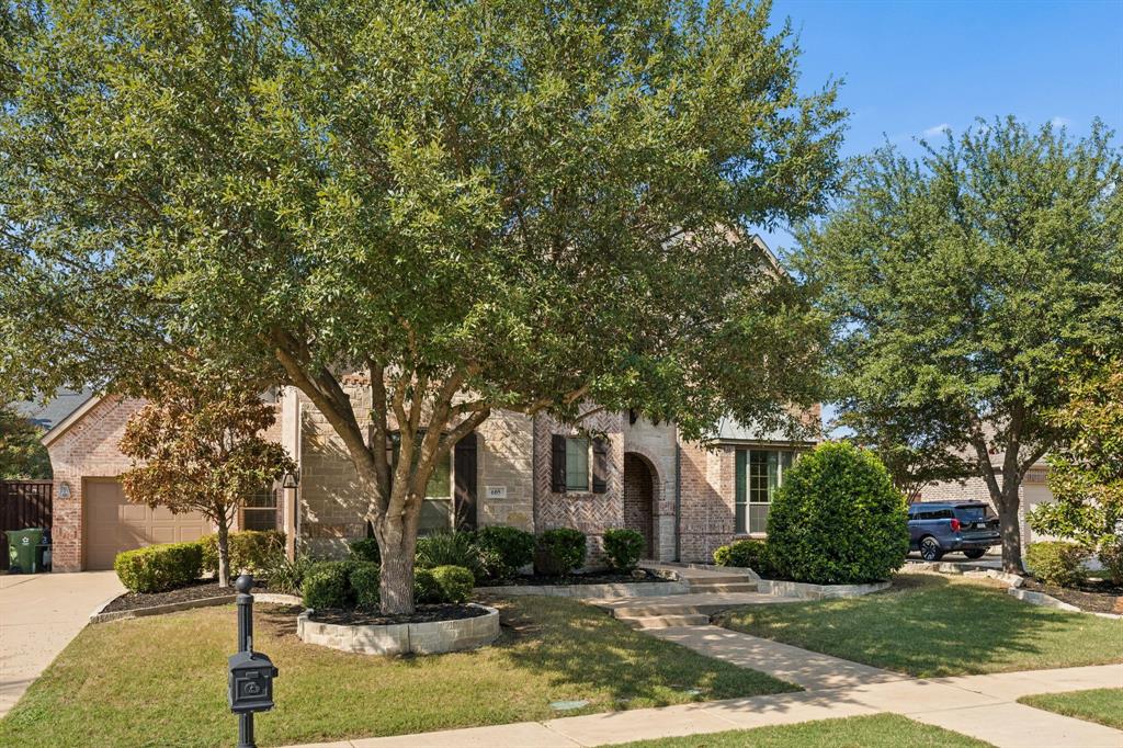 605 Royal Glen Drive