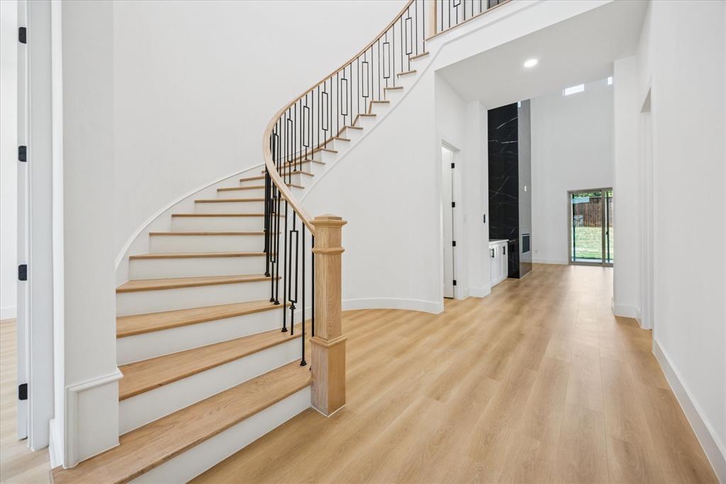 7209 Smith Farm Drive