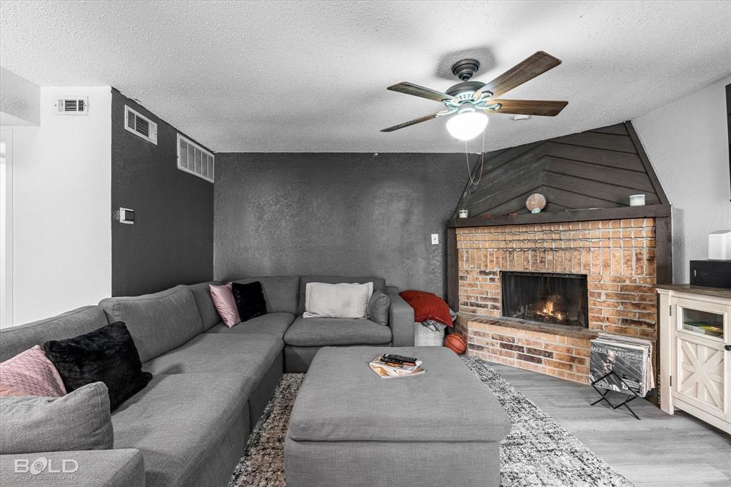 Suite 13-B Fairfield Xing - Residential Lease