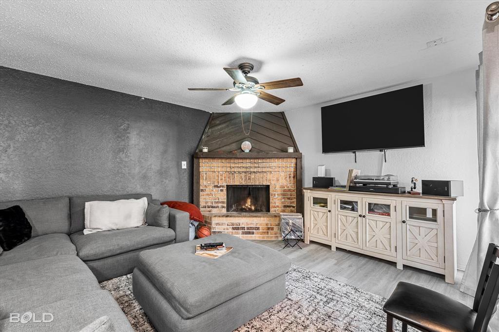 Suite 13-B Fairfield Xing - Residential Lease