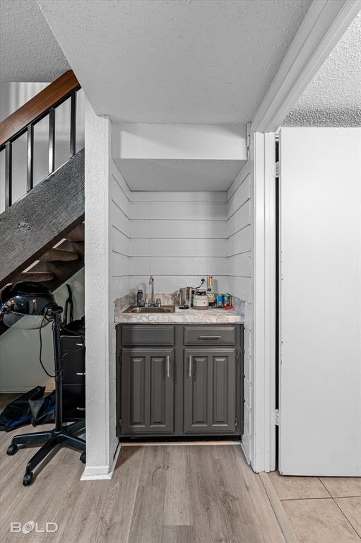 Suite 13-B Fairfield Xing - Residential Lease