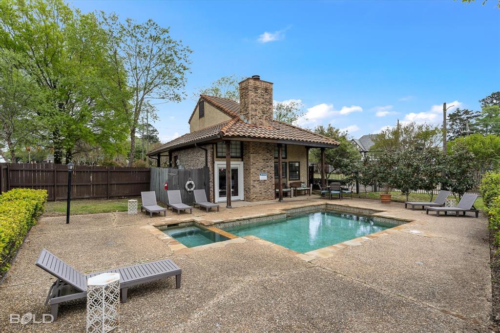 Suite 13-B Fairfield Xing - Residential Lease