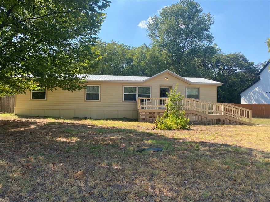 Discover the opportunity to create your ideal residence on this stunning, nearly half-acre plot in prestigious Southlake, Texas. Embrace the freedom with no HOA restrictions, bring your builder and become part of a community filled with exquisite custom-built homes. You have the choice of two highly regarded school districts to cater to your children's educational needs. While residents are typically assigned to Keller ISD, they also have the option to enroll in the esteemed Carroll school district. Your dream home begins here!