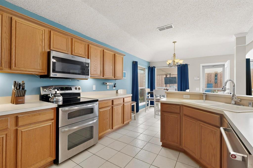 Thousand Oaks Ph III - Residential