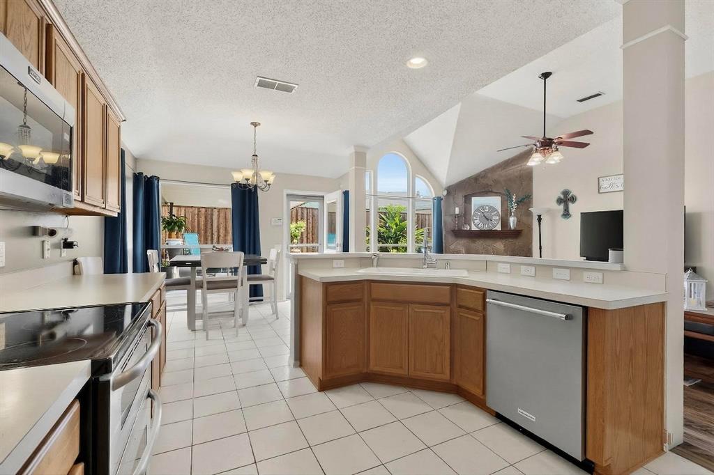 Thousand Oaks Ph III - Residential