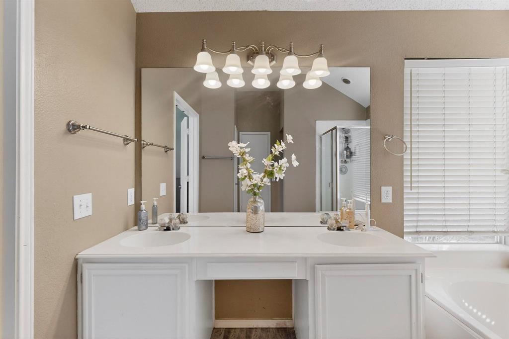 Thousand Oaks Ph III - Residential