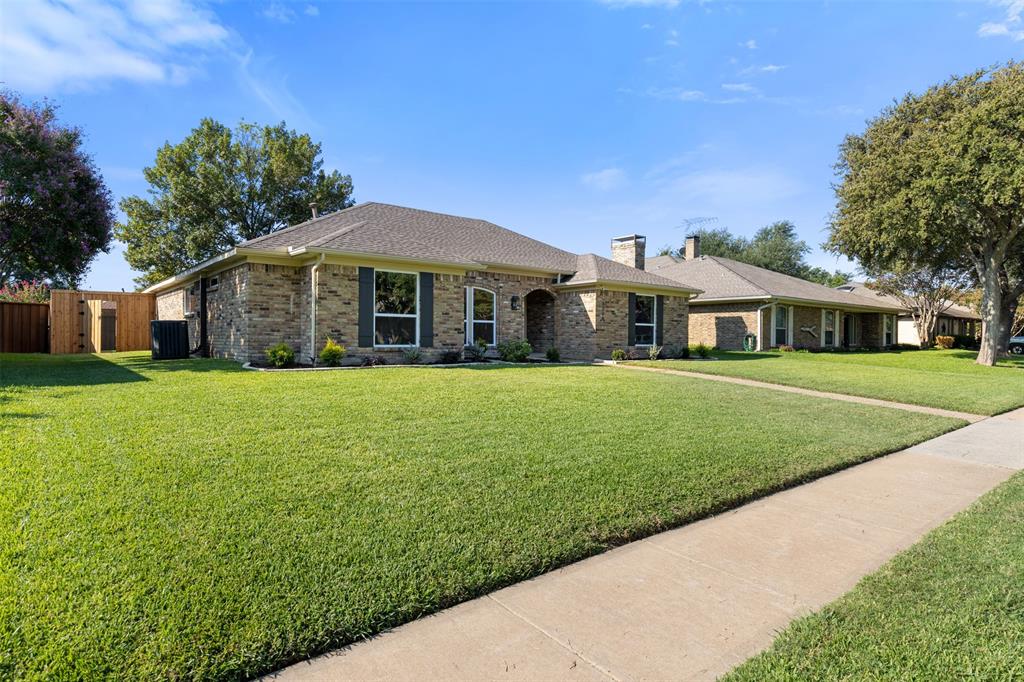 1208 Serenade Lane