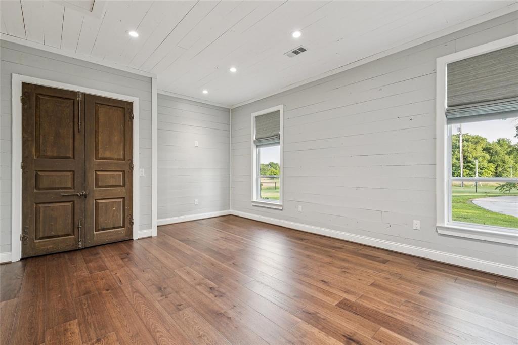 J Simpson - Residential