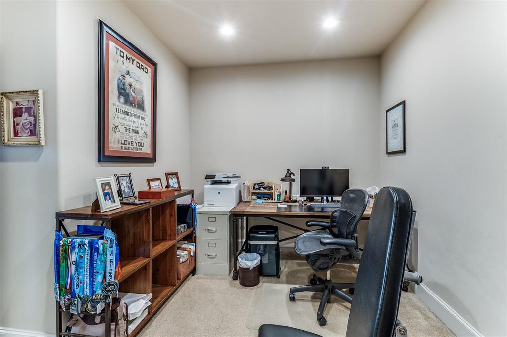 Stratford At Lakewood Condos - Residential