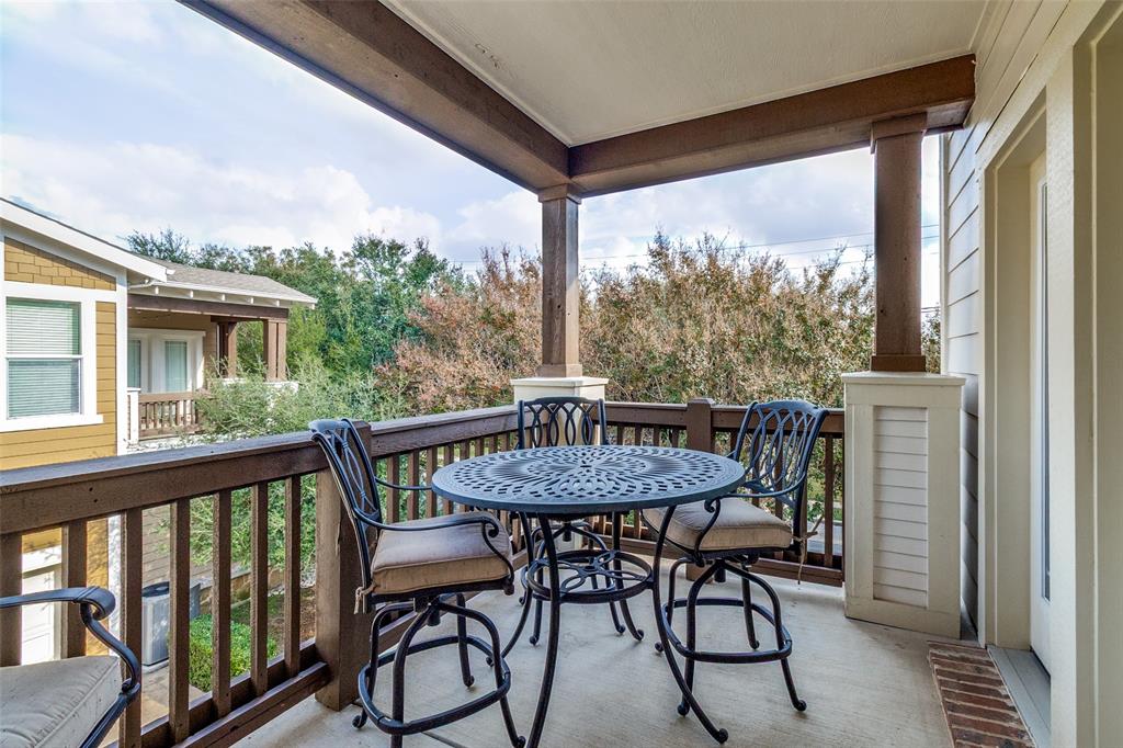 Stratford At Lakewood Condos - Residential