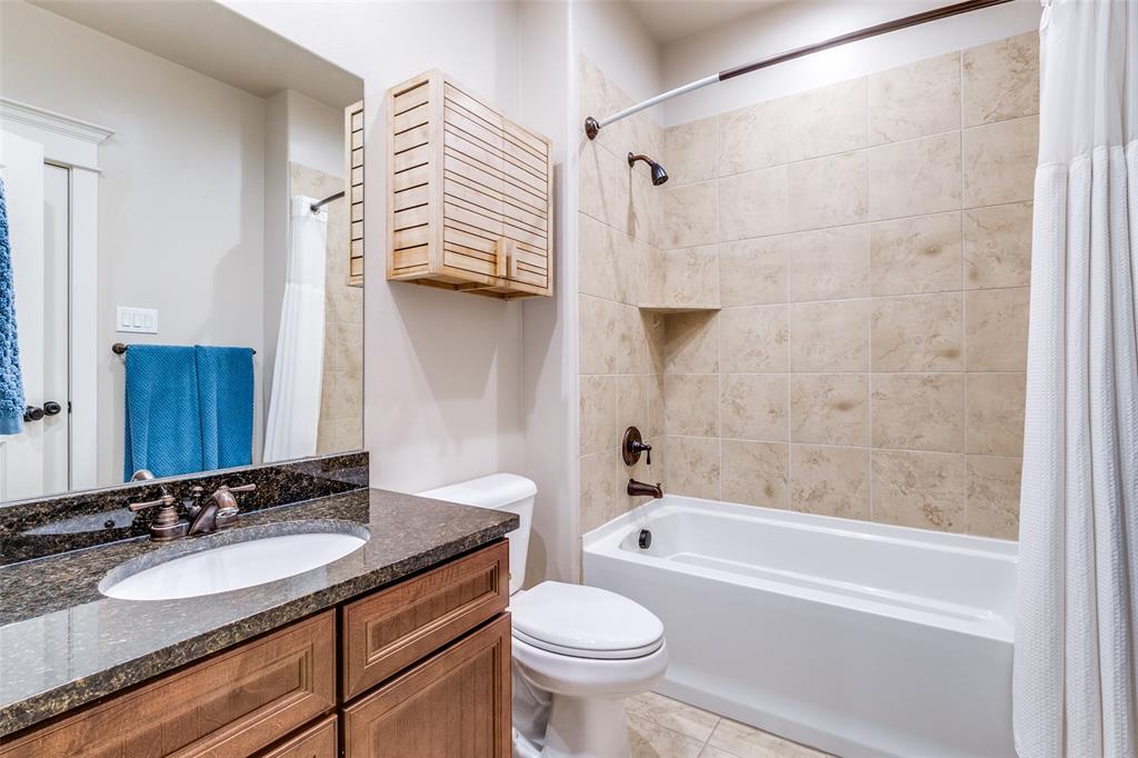 Stratford At Lakewood Condos - Residential