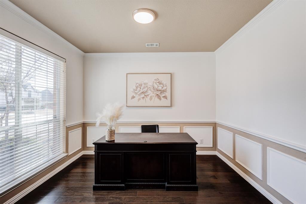 2301 Emerald Lake Lane