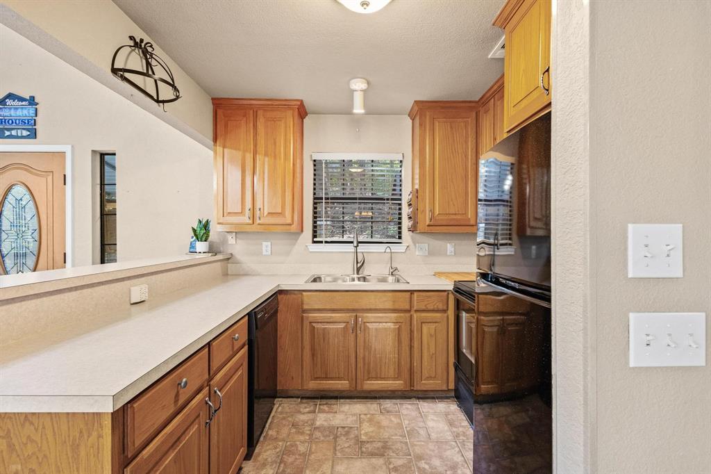 Tanglewood Hills Ctry Cl 10-15 - Residential