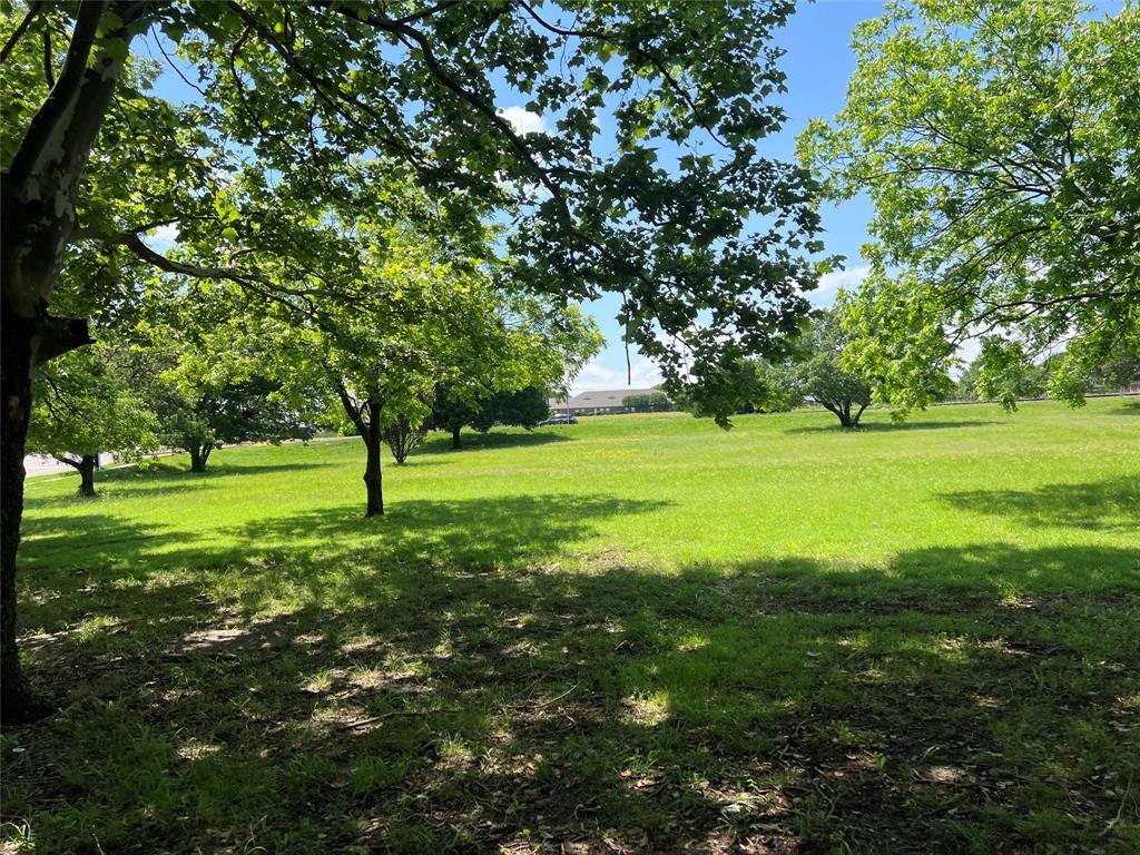 125 E Pleasant Run Road