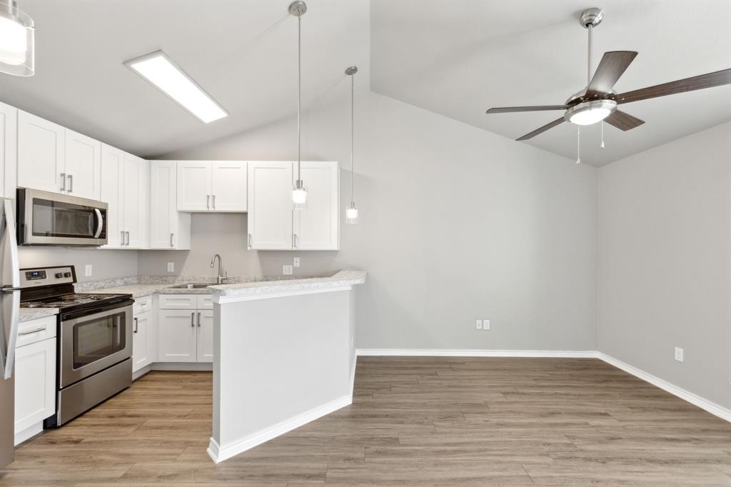 6108 Abrams Road 523