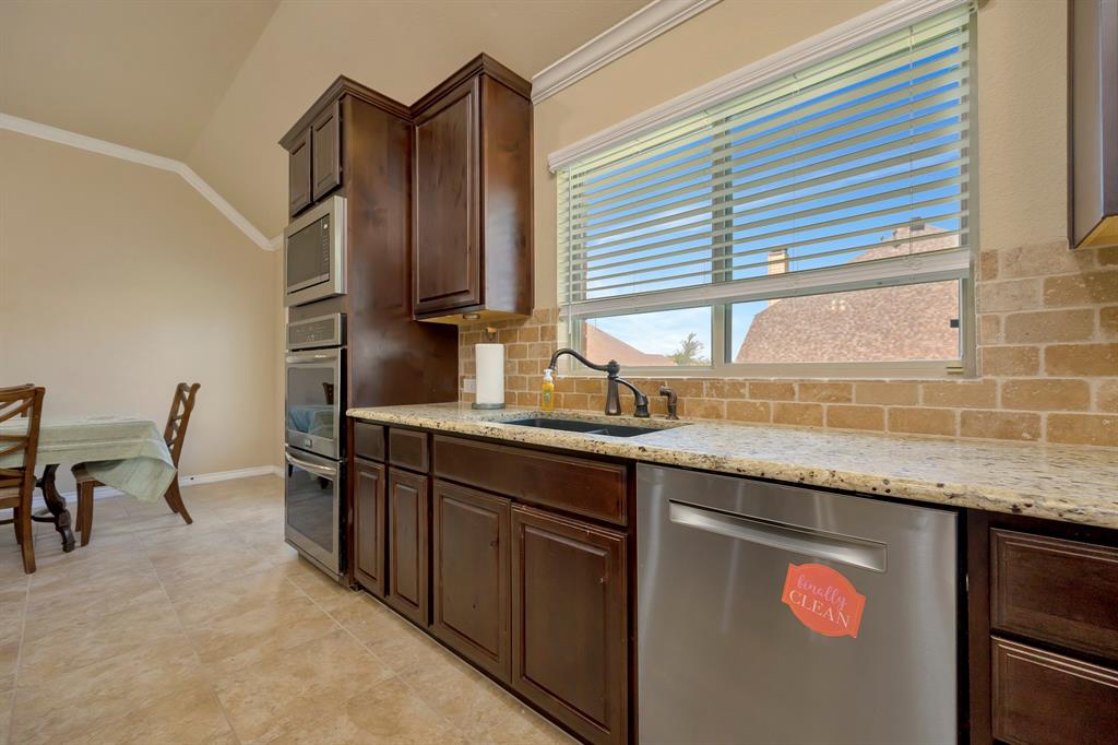417 Mcfaddin Lane
