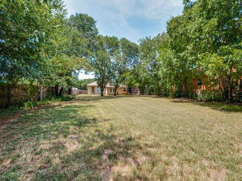 A home in Irving