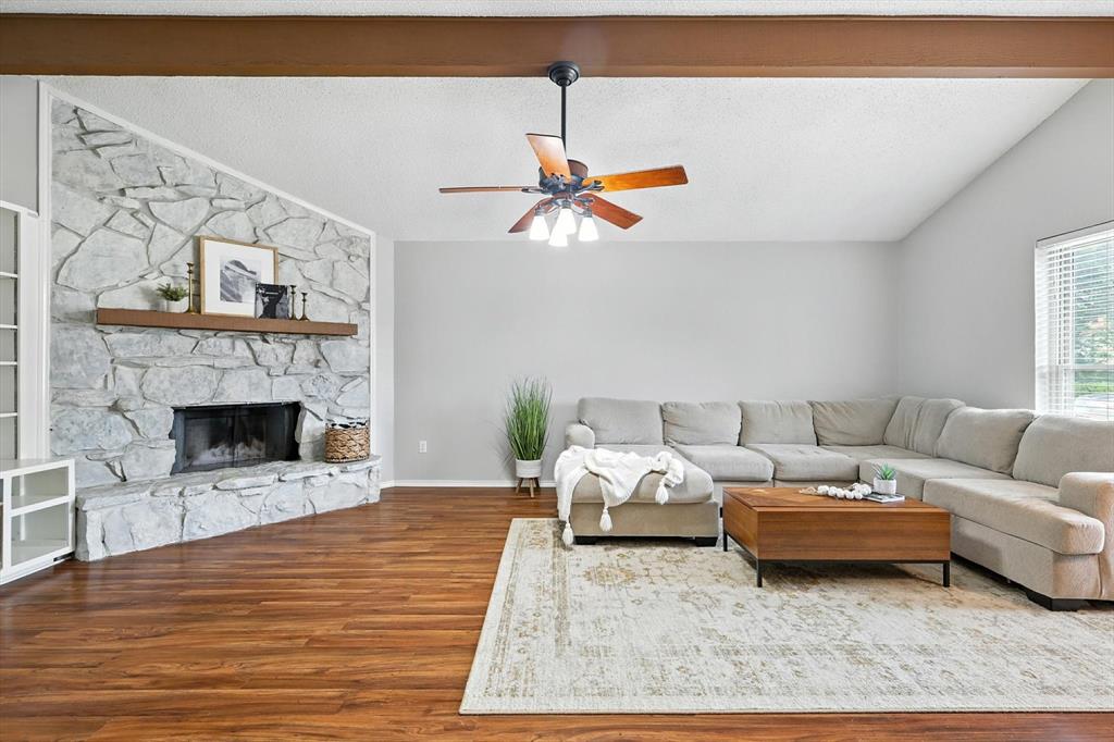 7413 Rhonda Court