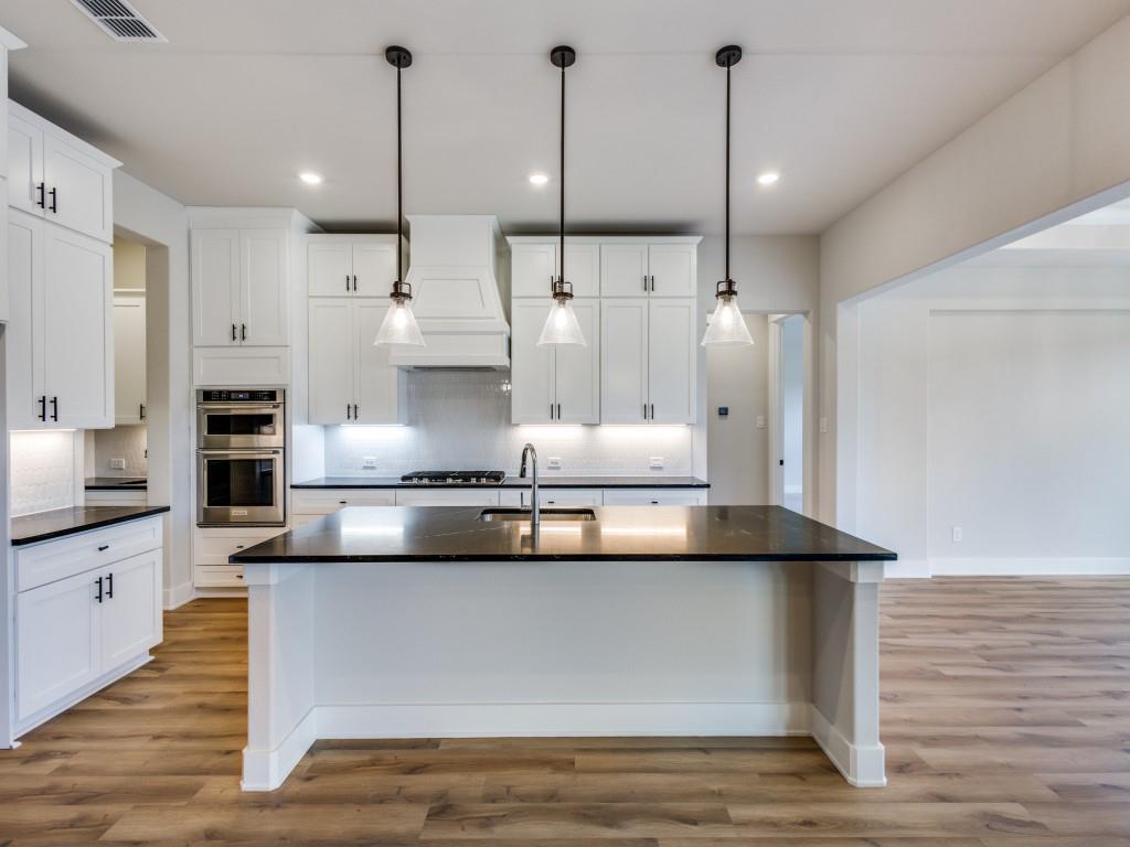 1510 Angus Trail