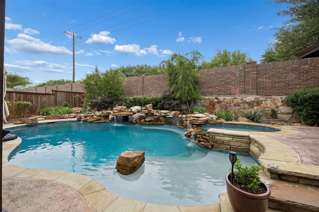 8020 Prentiss Drive