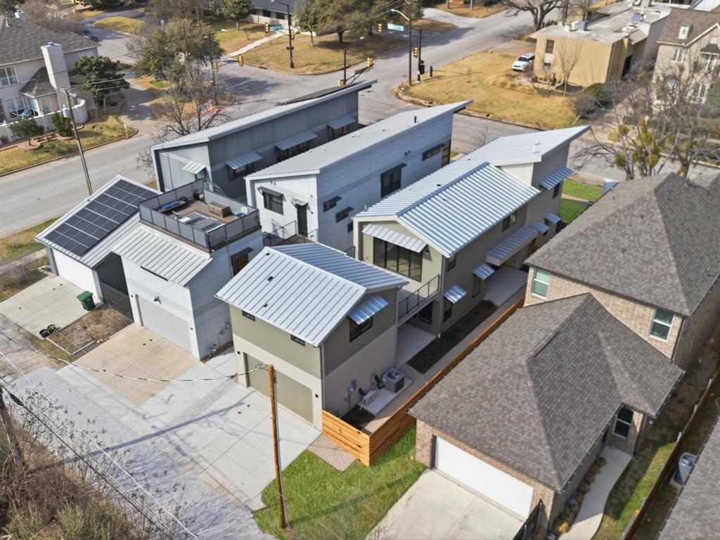 Chamberlain Arlington Heights - Residential