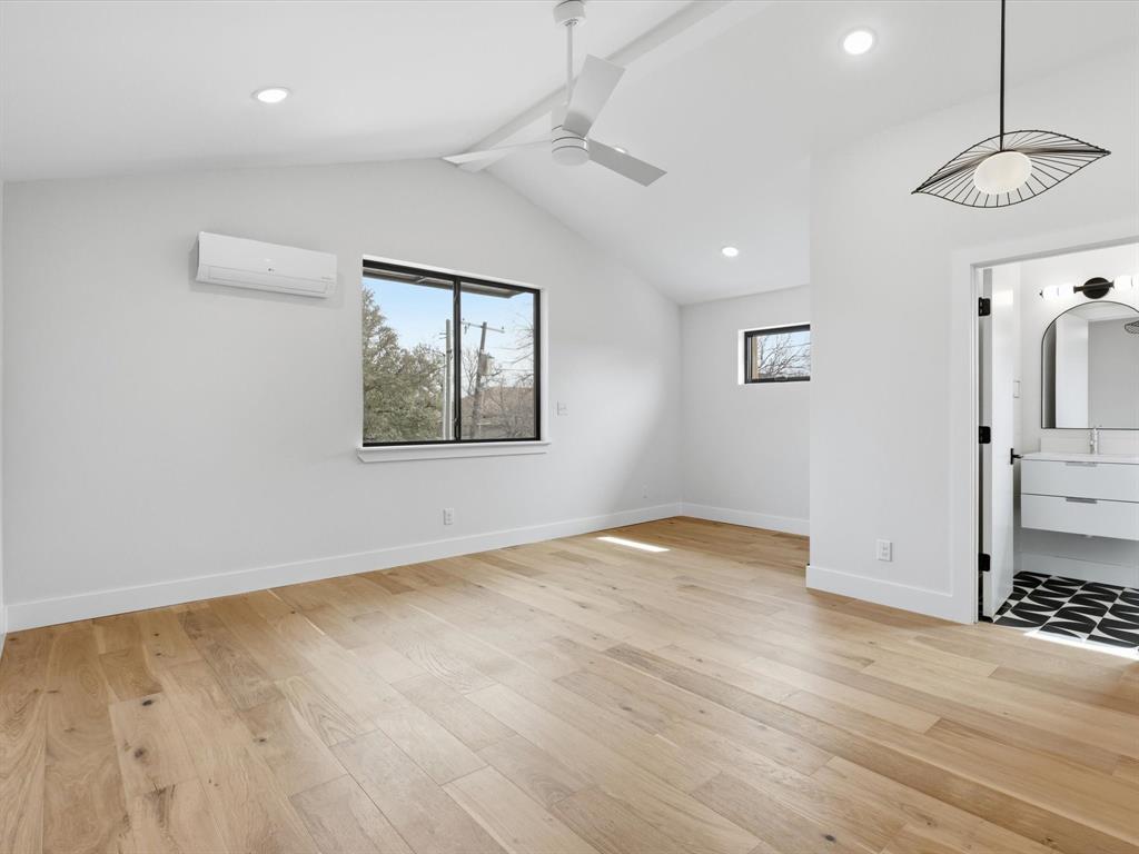 Chamberlain Arlington Heights - Residential