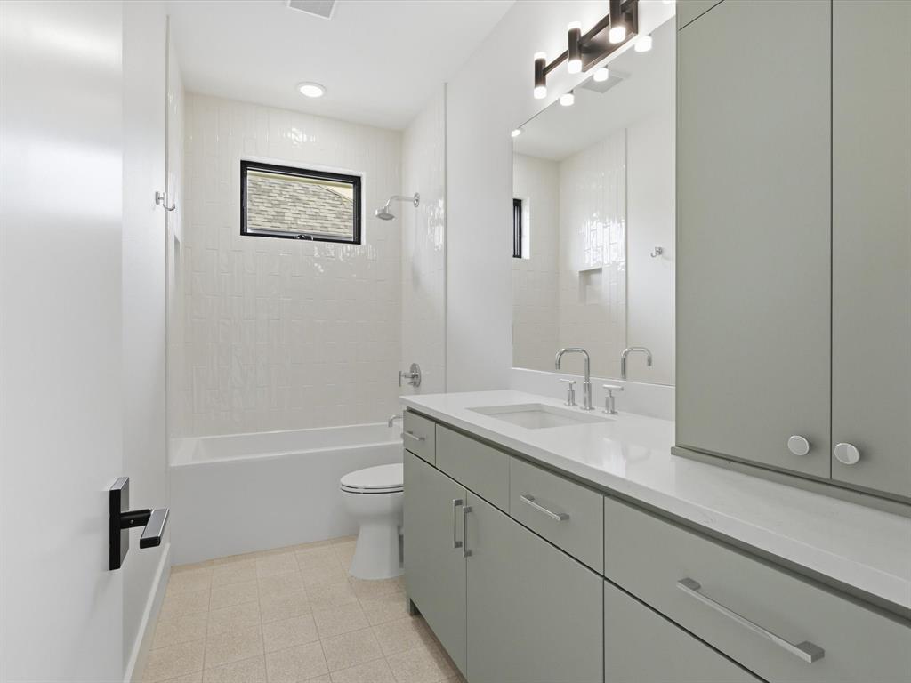 Chamberlain Arlington Heights - Residential