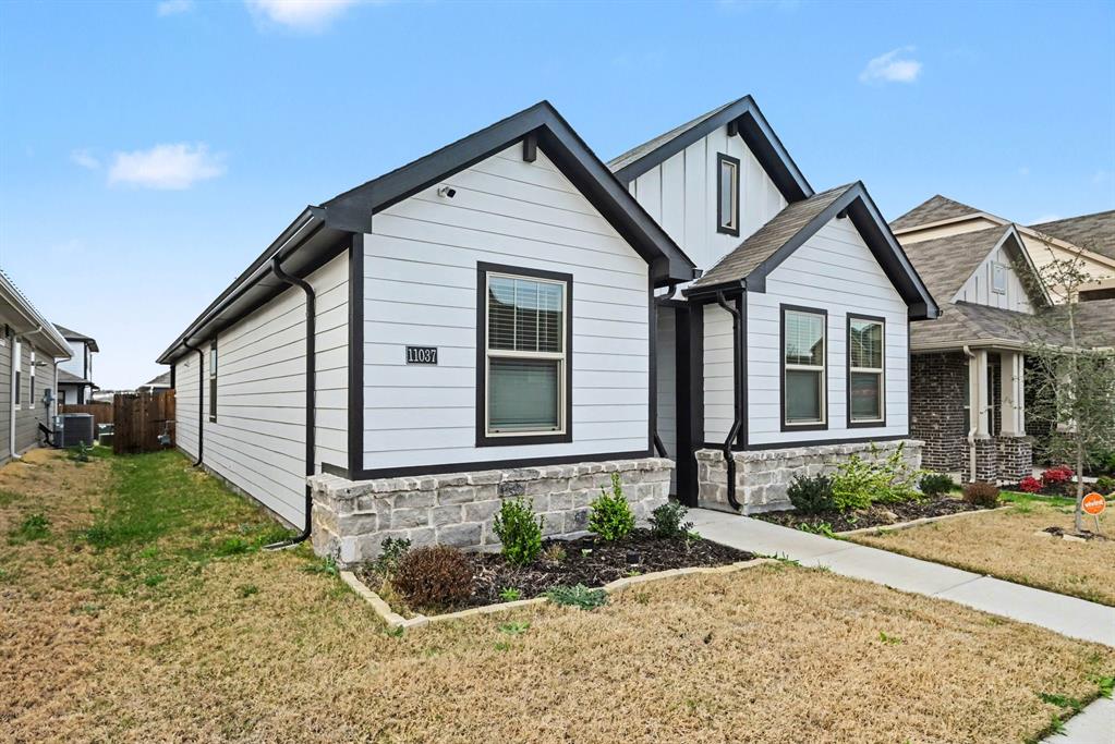 11037 Firebrush Lane