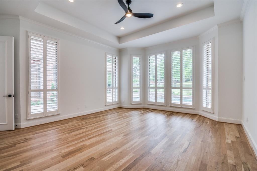 5401 Sawgrass Court