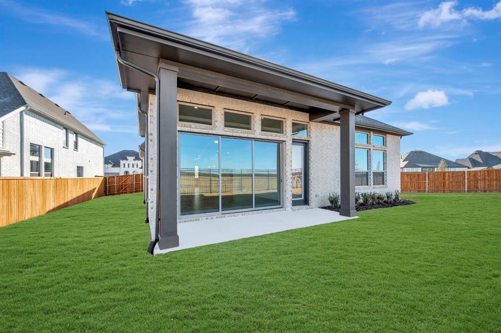 5048 Sandbrock Parkway