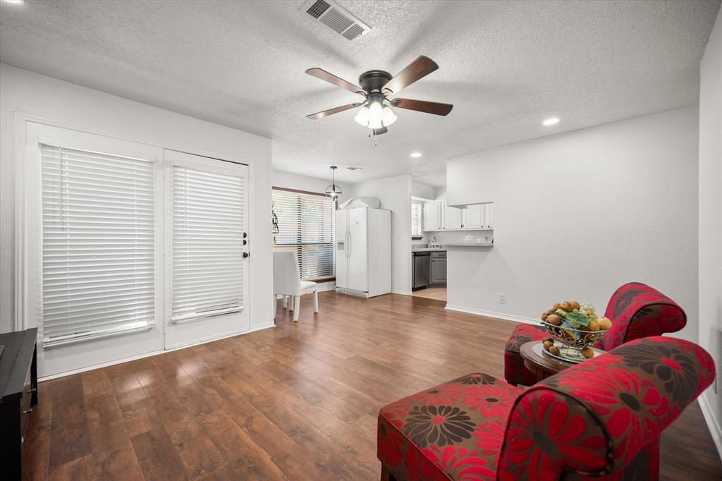 Cloisters Condo The - Residential