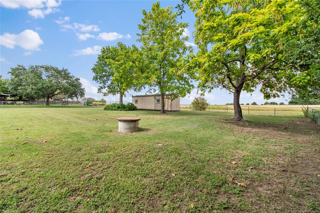 Lakebreeze Estate - Residential